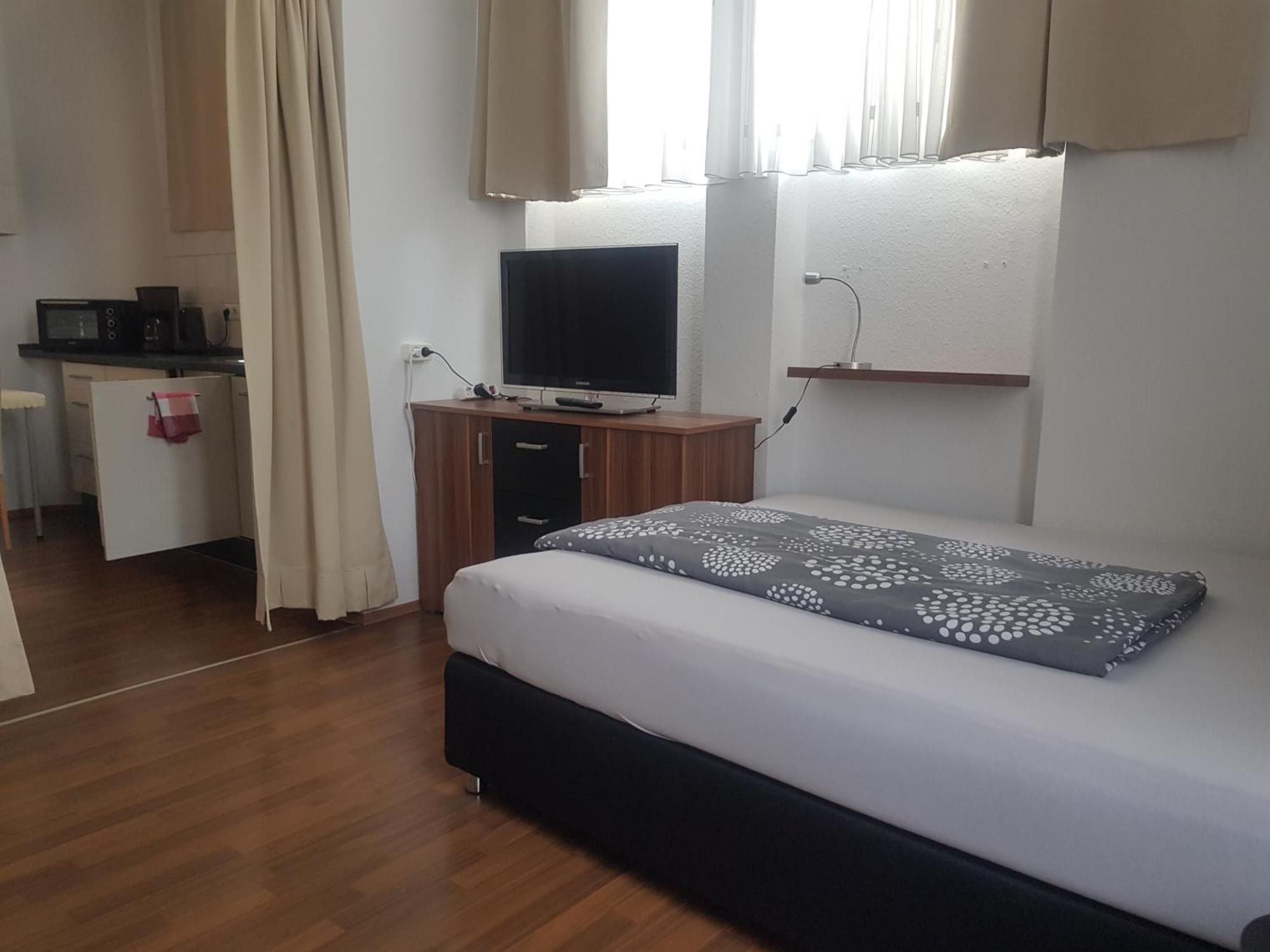 Ferienwohnung Fiwa Fewo-1 Und Fewo-2 Pirmasens Rum bild