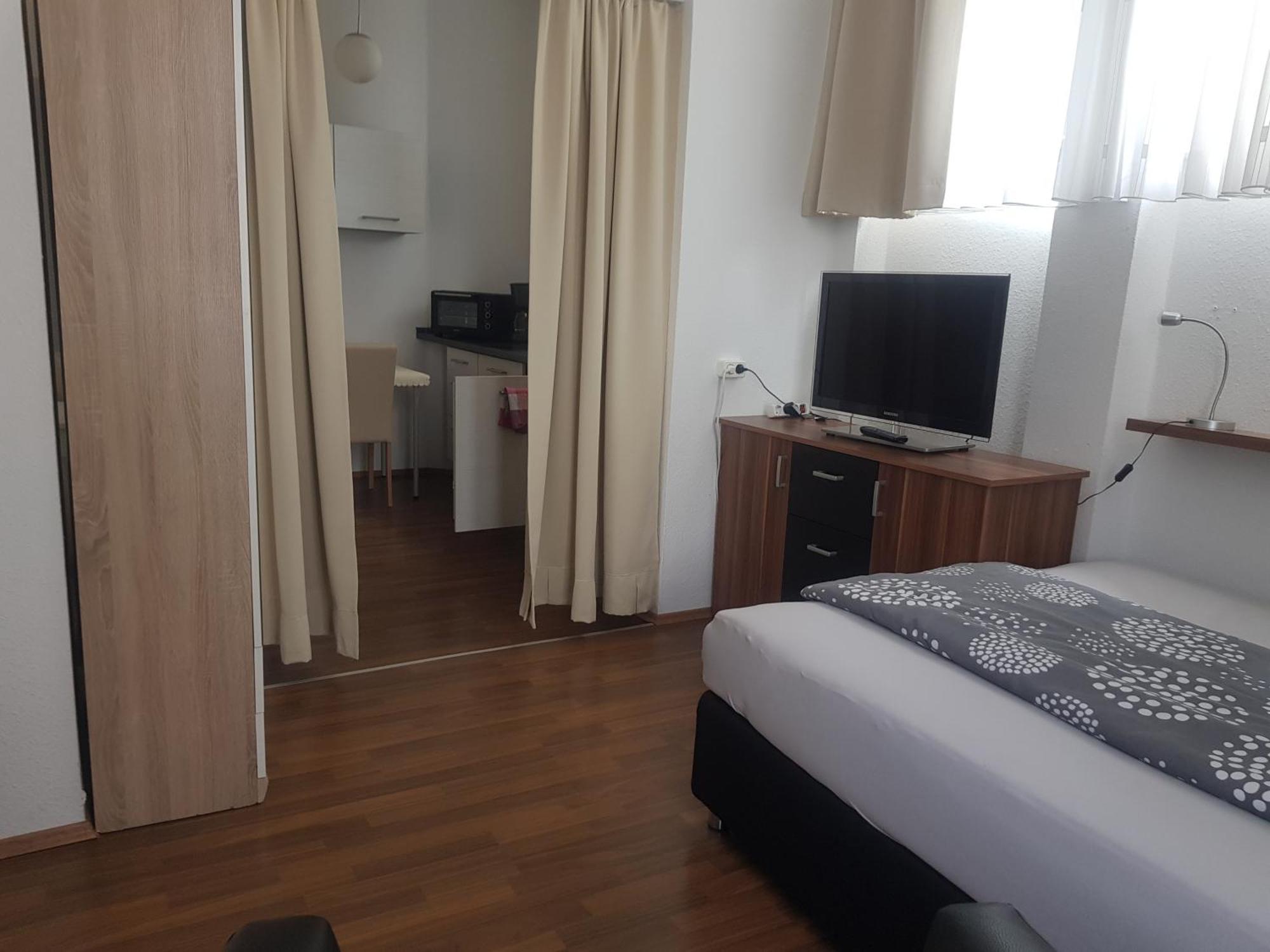 Ferienwohnung Fiwa Fewo-1 Und Fewo-2 Pirmasens Rum bild